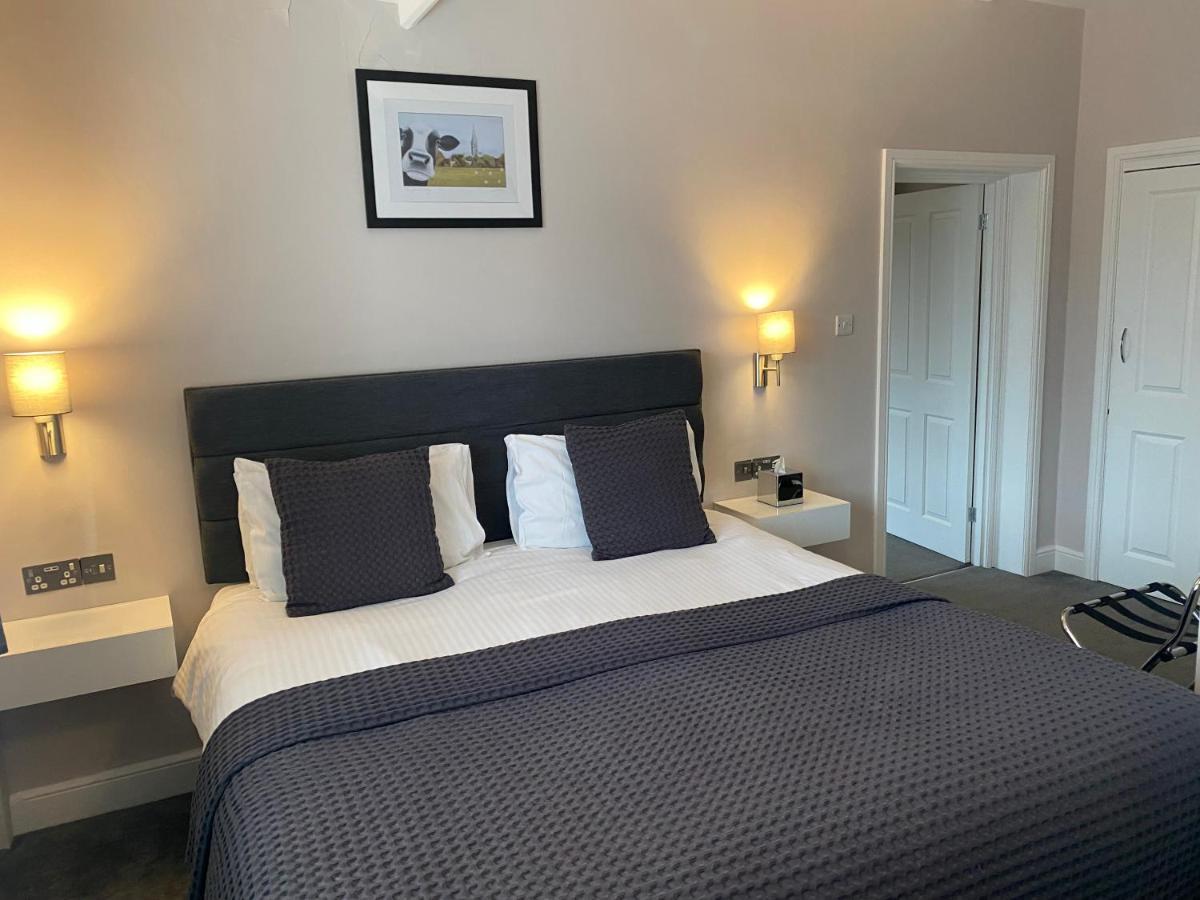 Qudos Hotel Salisbury Bagian luar foto